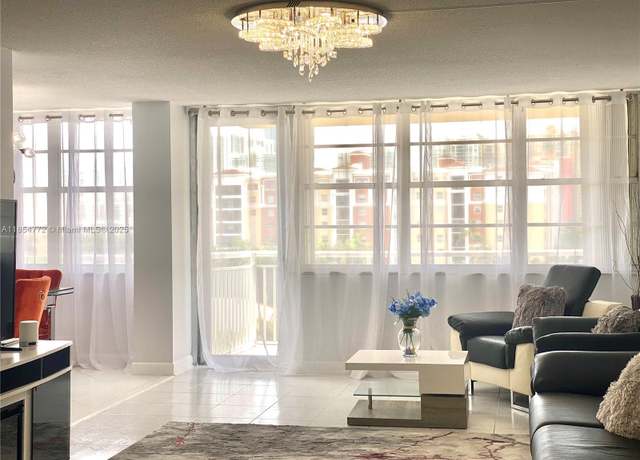 Property at 251 174th St #615, Sunny Isles Beach, FL 33160, 1 bed, 1.5 baths