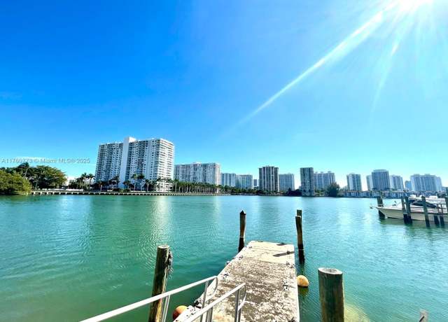 Property at 2780 NE 183rd St #1802, Aventura, FL 33160, 2 beds, 2 baths