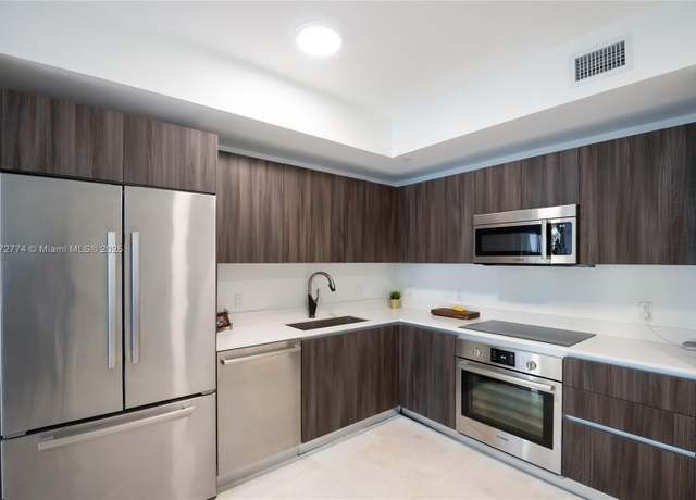 Property at 488 NE 18th St #2503, Miami, FL 33132, 1 bed, 1.5 baths