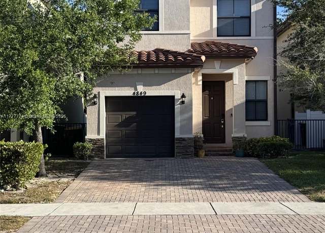 Property at 4849 NW 57th Ct, Tamarac, FL 33319, 3 beds, 2.5 baths