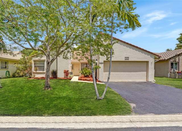 Property at 1253 Spring Cir Dr, Coral Springs, FL 33071, 3 beds, 2 baths