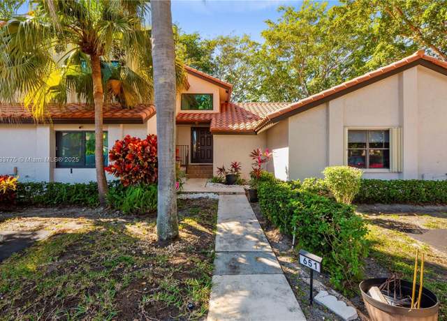 Property at 651 Deer Creek Lake Point North Ln #651, Deerfield Beach, FL 33442, 3 beds, 3.5 baths