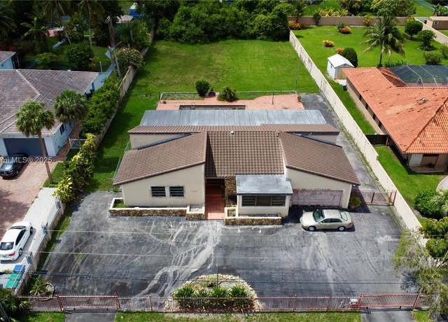 Property at 13820 SW 34th St, Miami, FL 33175, 3 beds, 3 baths