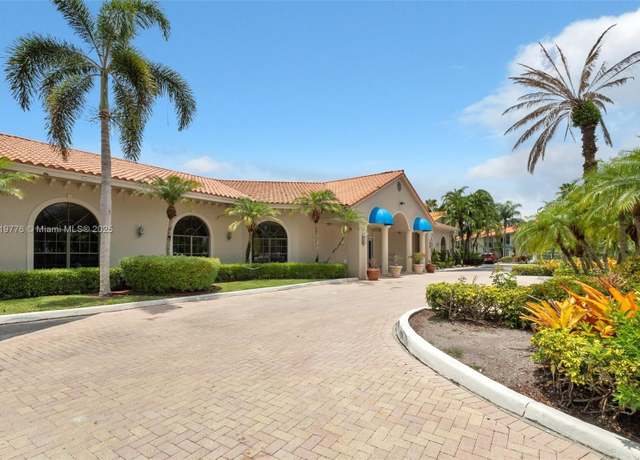 Property at 1482 Lake Crystal Dr Unit H, West Palm Beach, FL 33411, 2 beds, 2 baths