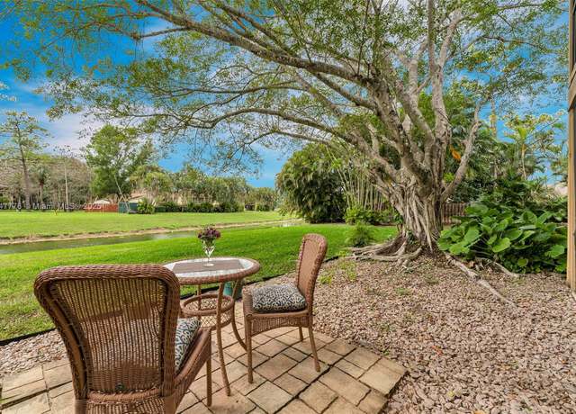 Property at 12970 Dartford Trl #5, Wellington, FL 33414, 2 beds, 2 baths