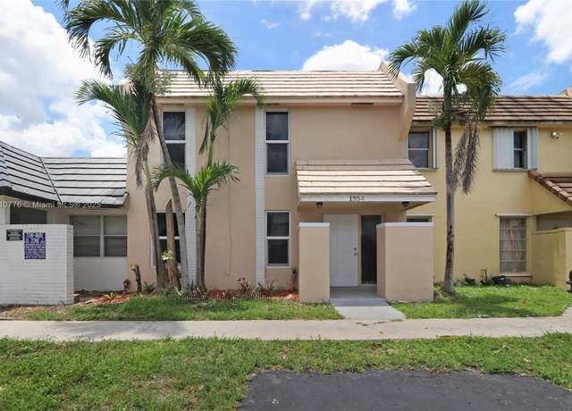 Property at 1354 Seaview Dr, North Lauderdale, FL 33068, 4 beds, 2.5 baths