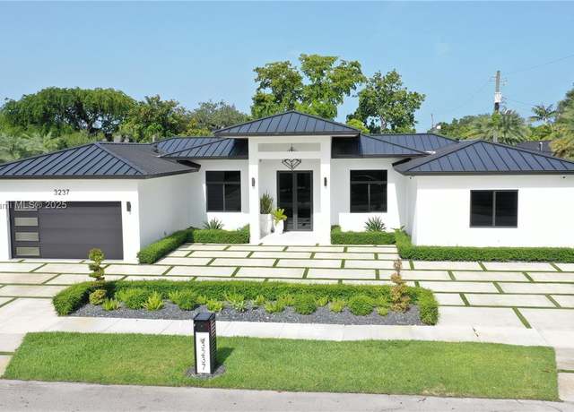 Property at 3237 SW 99th Ave, Miami, FL 33165, 4 beds, 3 baths