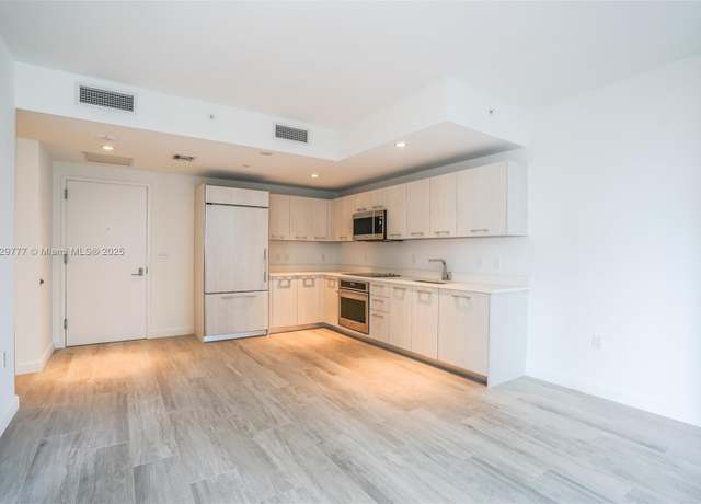 Property at Undisclosed address, Miami, FL 33130, 1 bed, 1 bath