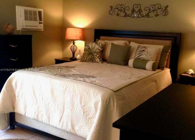 Property at 197 Kent L, West Palm Beach, FL 33417, 1 bed, 1.5 baths
