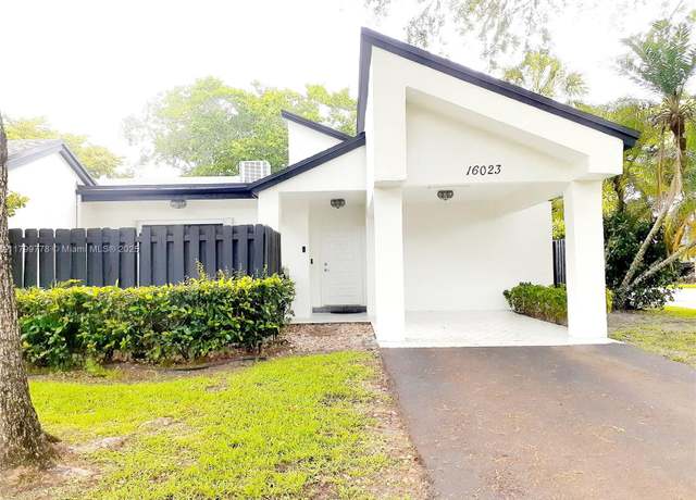Property at 16023 S Fairway Ter #118, Weston, FL 33326, 2 beds, 2 baths