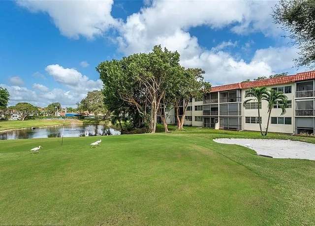 Property at 8930 S Hollybrook Blvd #210, Pembroke Pines, FL 33025, 2 beds, 2 baths