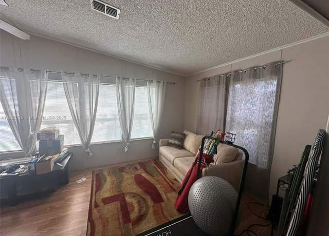 Property at 6571 NW 37th Ave, Coconut Creek, FL 33073, 2 beds, 2 baths