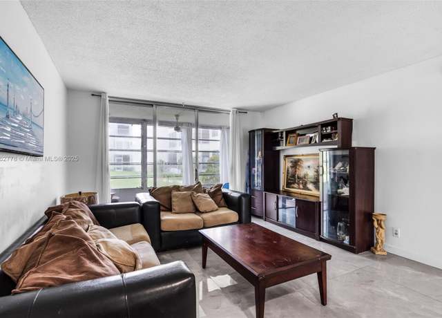 Property at 3001 NW 48th Ave #139, Lauderdale Lakes, FL 33313, 1 bed, 1.5 baths