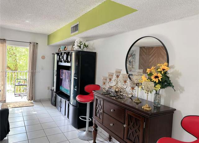Property at 260 NW 107th Ave #222, Miami, FL 33172, 2 beds, 1.5 baths