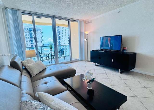 Property at 2501 S Ocean Dr Ph 39, Hollywood, FL 33019, 1 bed, 1.5 baths