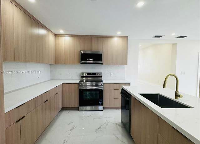 Property at 10321 NW 32nd Pl, Miami, FL 33147, 3 beds, 3 baths