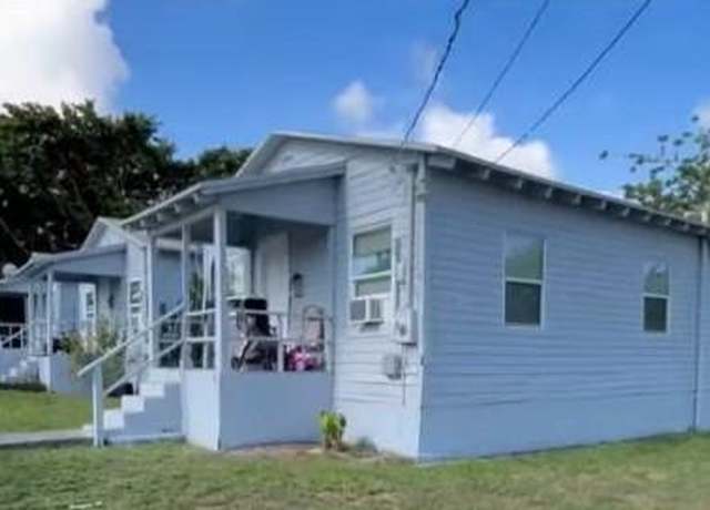 Property at 820 21st St, West Palm Beach, FL 33407, 12 beds, 6 baths