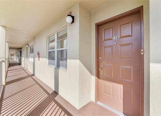 Property at 12901 SW 15th Ct Unit 208V, Pembroke Pines, FL 33027, 2 beds, 2 baths