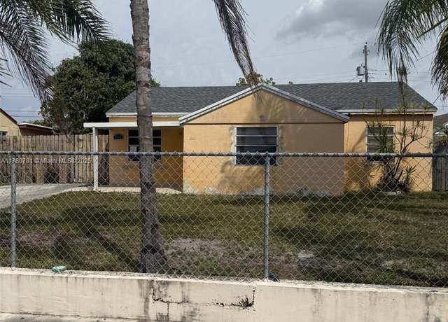 Property at 741 NE 2nd Pl, Hialeah, FL 33010, 3 beds, 1 bath