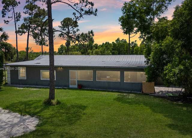 Property at 40691 Suzan Dr, Punta Gorda, FL 33982, 4 beds, 3 baths