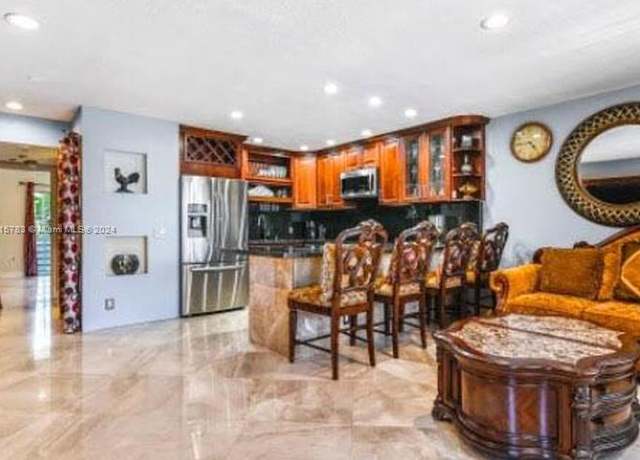 Property at 390 Tilford R Unit R 390, Deerfield Beach, FL 33442, 1 bed, 1.5 baths