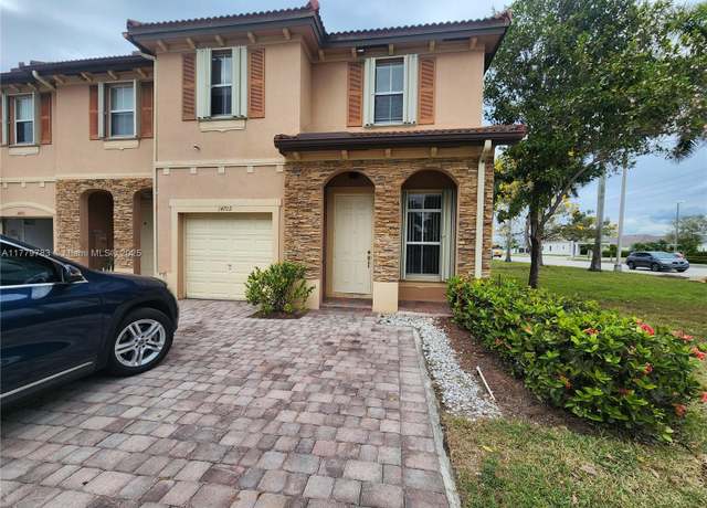 Property at 14709 SW 25th St #14709, Miami, FL 33185, 4 beds, 3.5 baths