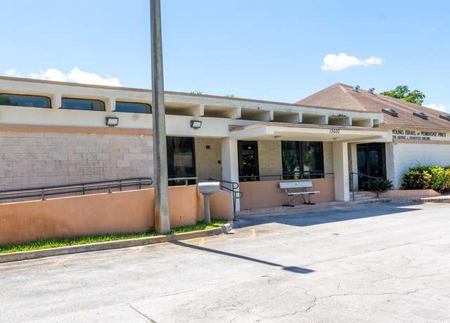 Property at 901 SW 141st Ave Unit 303M, Pembroke Pines, FL 33027, 2 beds, 2 baths