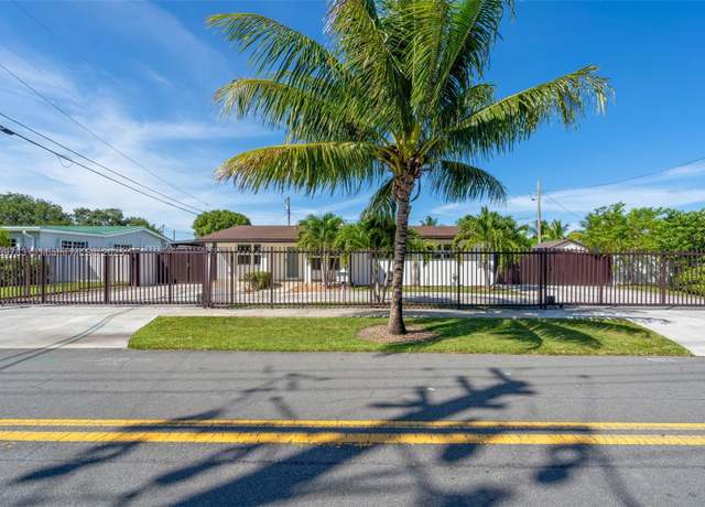 Property at 3501 Fairfax Dr, Fort Lauderdale, FL 33312, 4 beds, 4 baths