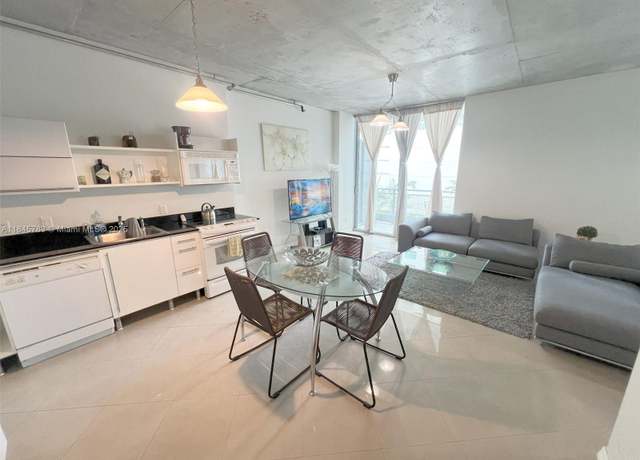 Property at 690 SW 1st Ct #1032, Miami, FL 33130, 1 bath