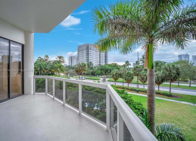 Property at 20185 E Country Club Dr #206, Aventura, FL 33180, 2 beds, 2 baths
