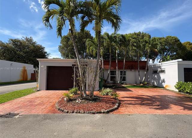 Property at 7340 Stardust Dr #7340, Hialeah, FL 33015, 2 beds, 2 baths