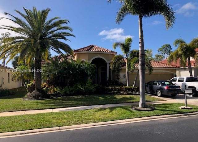 Property at 1815 Waldorf Dr, Royal Palm Beach, FL 33411, 4 beds, 3 baths