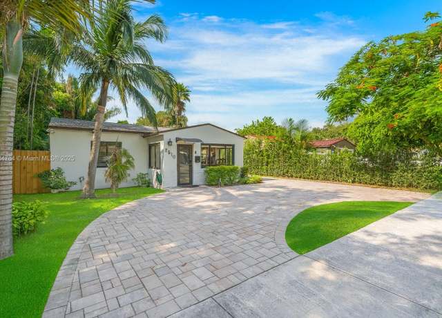 Property at 2510 Thomas St, Hollywood, FL 33020, 3 beds, 2 baths