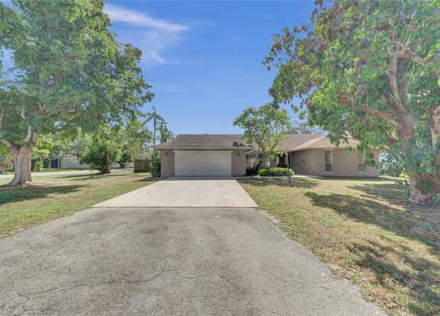 Property at 620 NE 2nd St, Pompano Beach, FL 33060, 4 beds, 3 baths