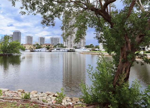 Property at 2930 Point East Dr Unit E408, Aventura, FL 33160, 2 beds, 1 bath
