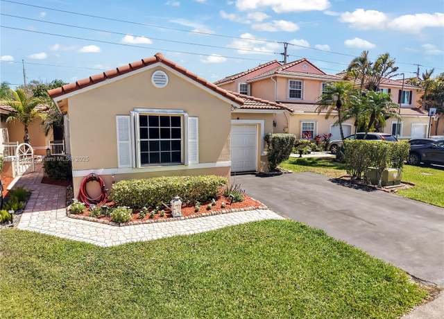 Property at 751 NW 172nd Ter, Pembroke Pines, FL 33029, 3 beds, 2 baths