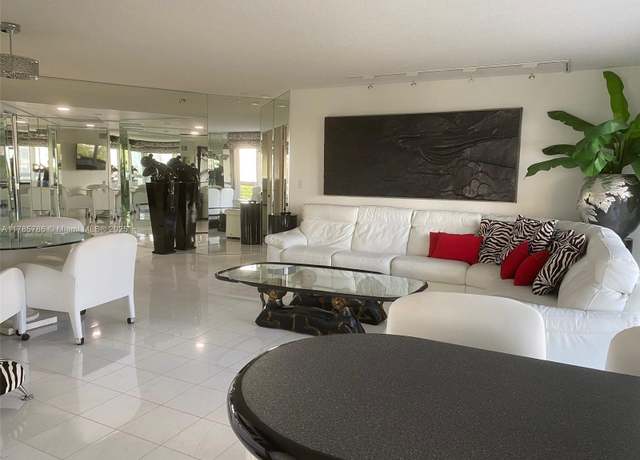 Property at 19101 NE 36th Ct #807, Aventura, FL 33180, 2 beds, 2 baths