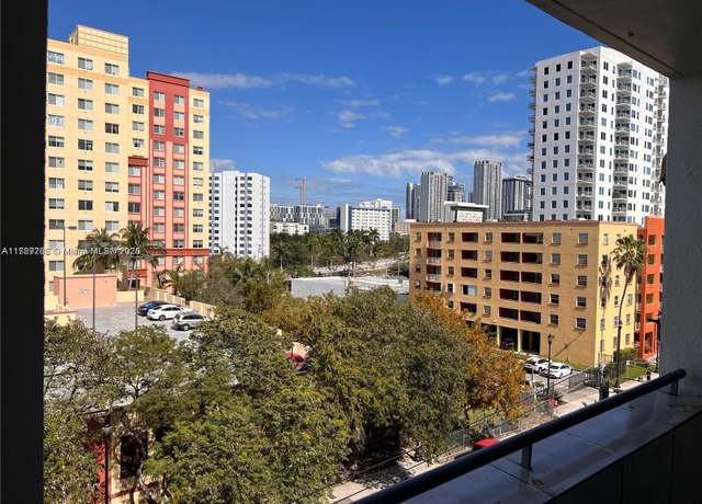 Property at 546 SW 1st St #611, Miami, FL 33130, 1 bed, 1 bath