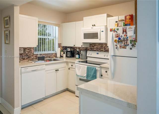 Property at 8350 Sunrise Lakes Blvd #312, Sunrise, FL 33322, 2 beds, 2 baths