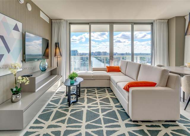 Property at 4010 S Ocean Dr Unit R3308, Hollywood, FL 33019, 3 beds, 2.5 baths