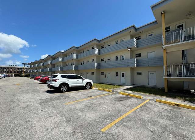 Property at 13215 NE 6th Ave #302, North Miami, FL 33161, 1 bed, 1 bath