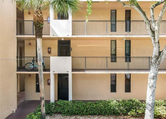 Property at 6106 Coral Lake Dr #106, Margate, FL 33063, 2 beds, 2 baths