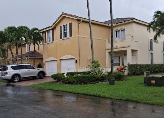 Property at 5490 NW 113th Ct, Doral, FL 33178, 3 beds, 2.5 baths