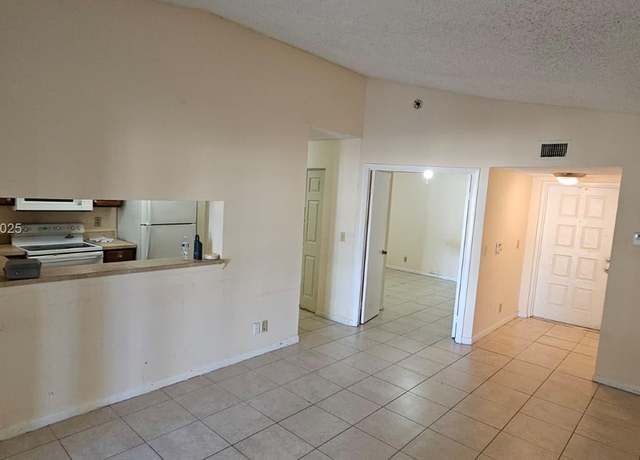 Property at 9877 Westview Dr #628, Coral Springs, FL 33076, 2 beds, 2 baths