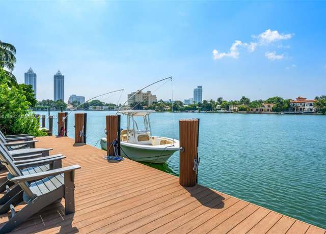 Property at 744 Lakeview Dr, Miami Beach, FL 33140, 4 beds, 3.5 baths