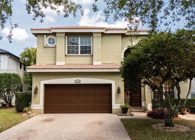 Property at 16473 SW 30th St, Miramar, FL 33027, 4 beds, 3 baths
