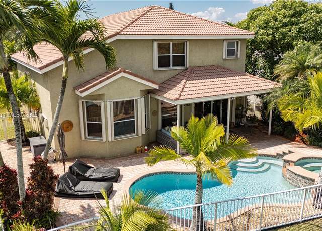 Property at 16473 SW 30th St, Miramar, FL 33027, 4 beds, 3 baths