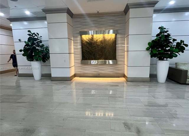 Property at 19390 Collins Ave #303, Sunny Isles Beach, FL 33160, 1 bed, 1.5 baths