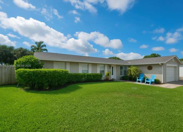 Property at 4706 25th Ave SW, Naples, FL 34116, 4 beds, 2 baths