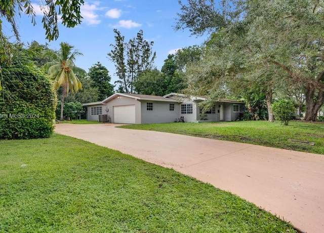 Property at 7425 SW 126th St, Pinecrest, FL 33156, 4 beds, 3 baths